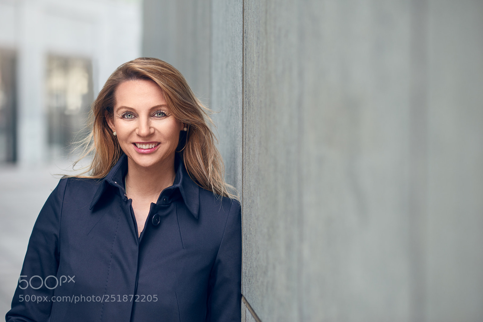 Nikon D800 sample photo. Attractive blond woman leaning photography