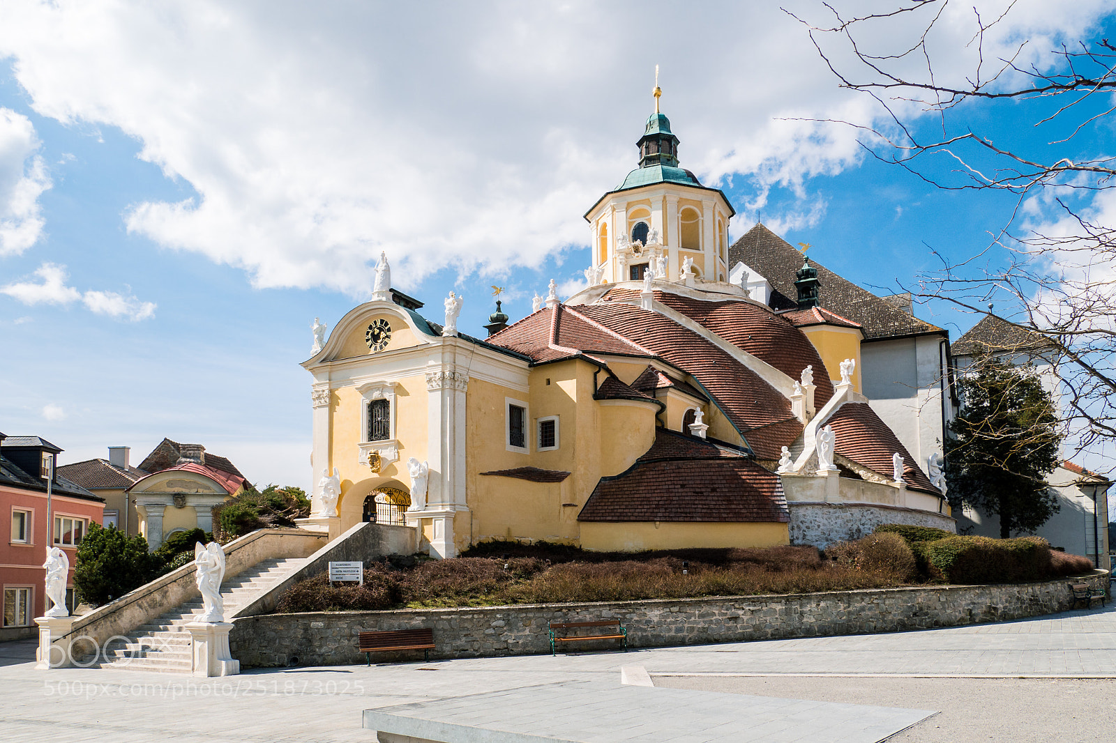 Olympus OM-D E-M10 sample photo. Haydnkirche mit haydnmausoleum photography