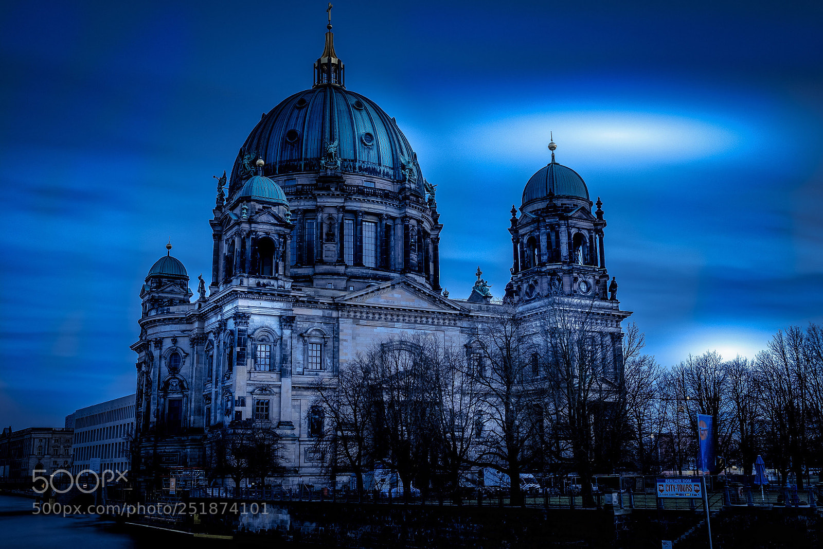 Fujifilm X-T20 sample photo. Berlin cathedral by night  photography