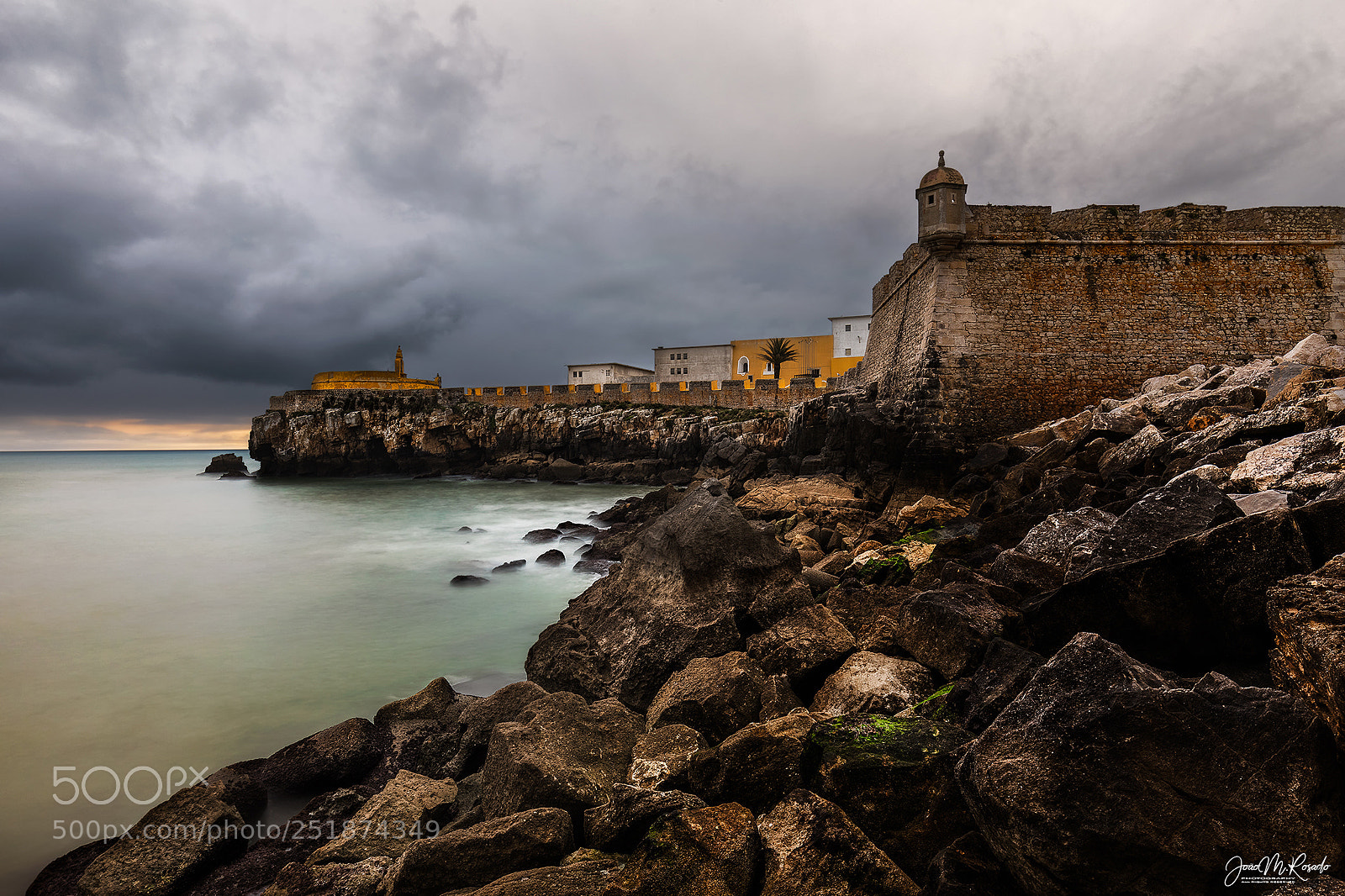 Canon EOS 5D Mark IV sample photo. Fortress of peniche city photography