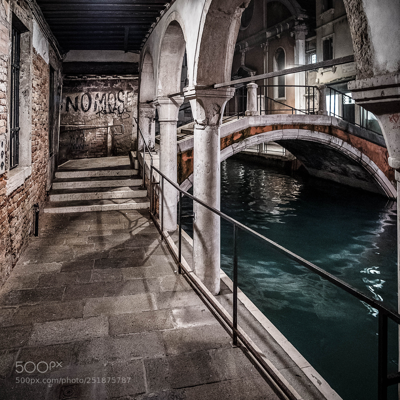 Fujifilm X-Pro2 sample photo. Venezia by night photography