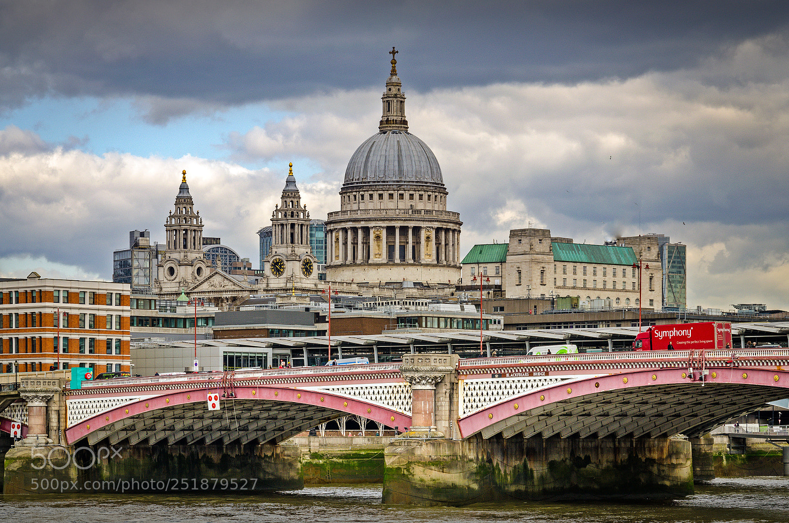 Nikon D5100 sample photo. St paul's cathedral photography
