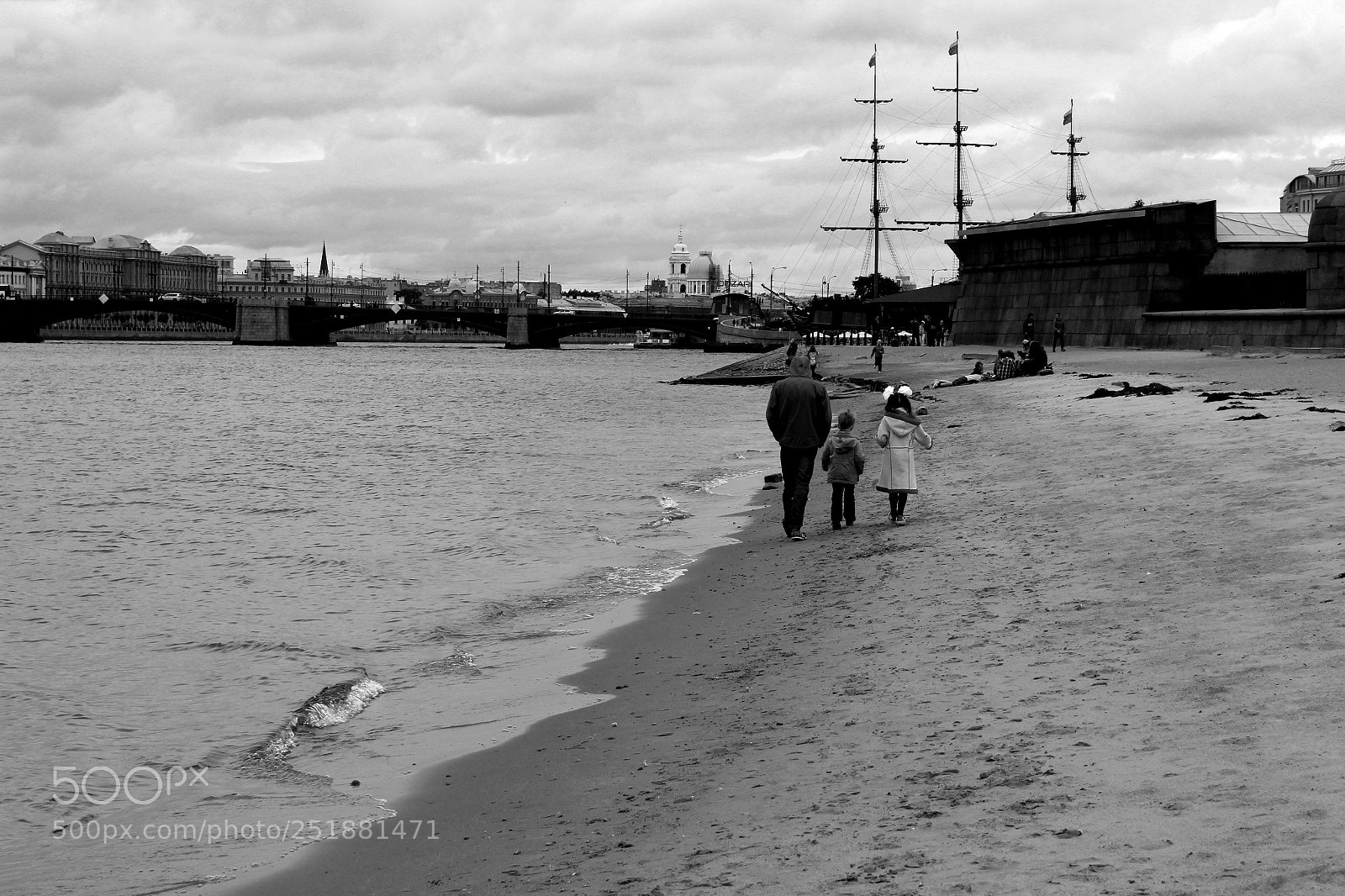 Canon EOS 600D (Rebel EOS T3i / EOS Kiss X5) sample photo. Neva river, st petersburg photography