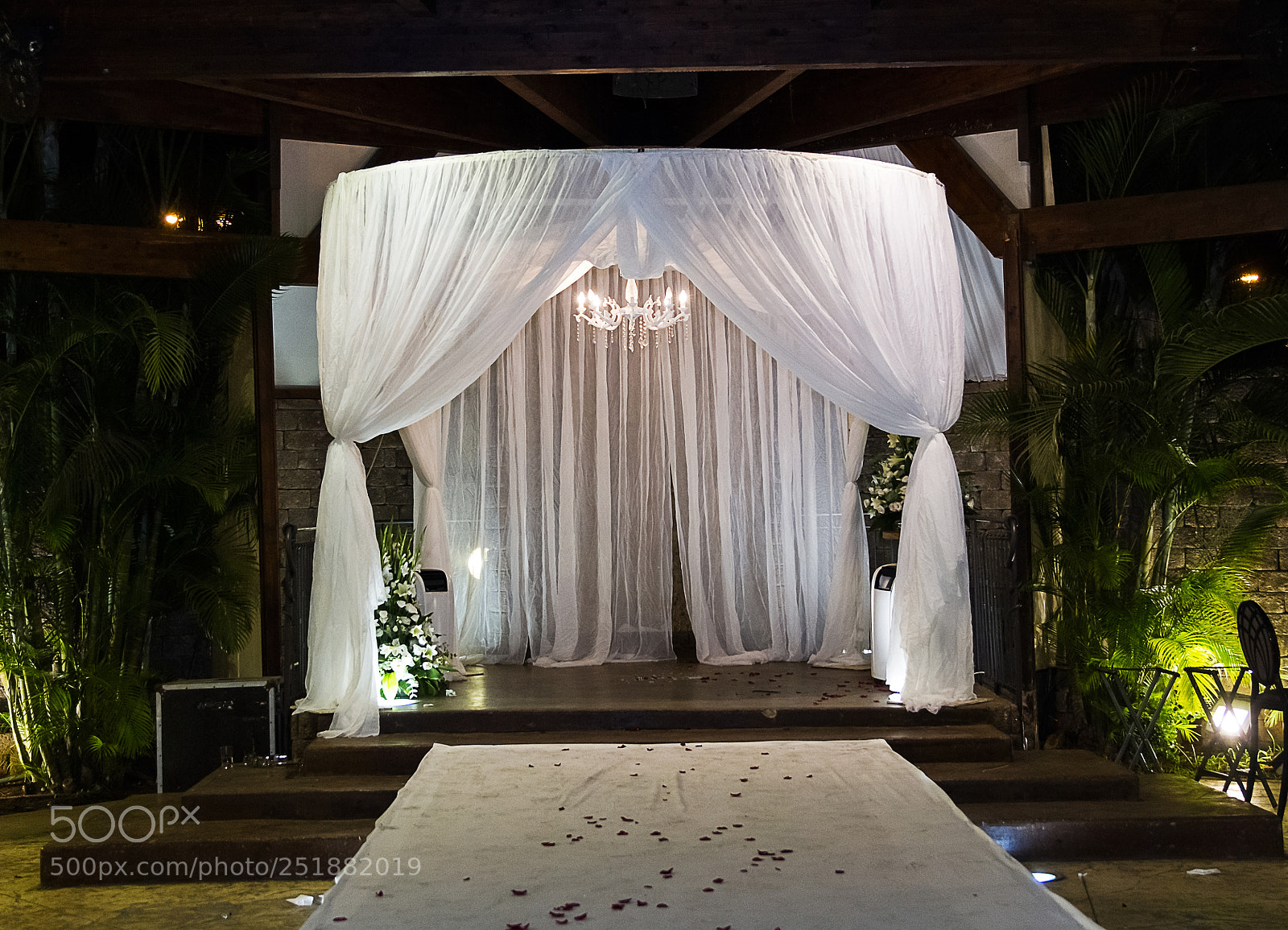 Canon EOS 7D sample photo. Jewish hupa , wedding putdoor . photography