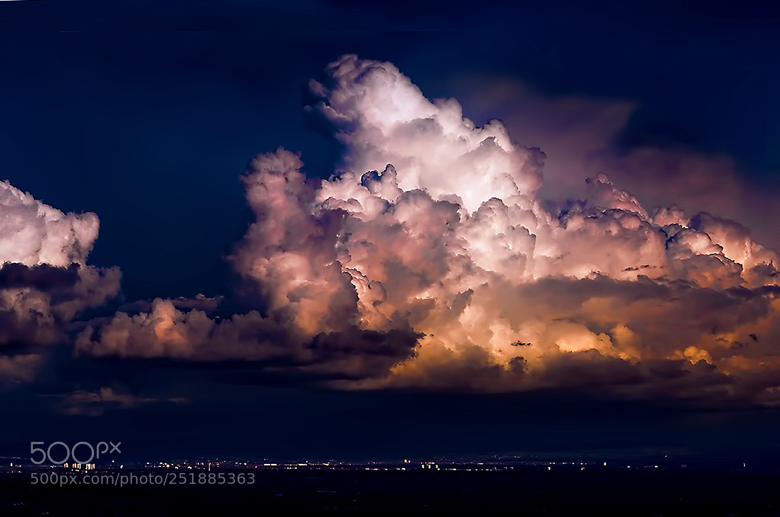 Nikon D300 sample photo. Storm over manchester. photography