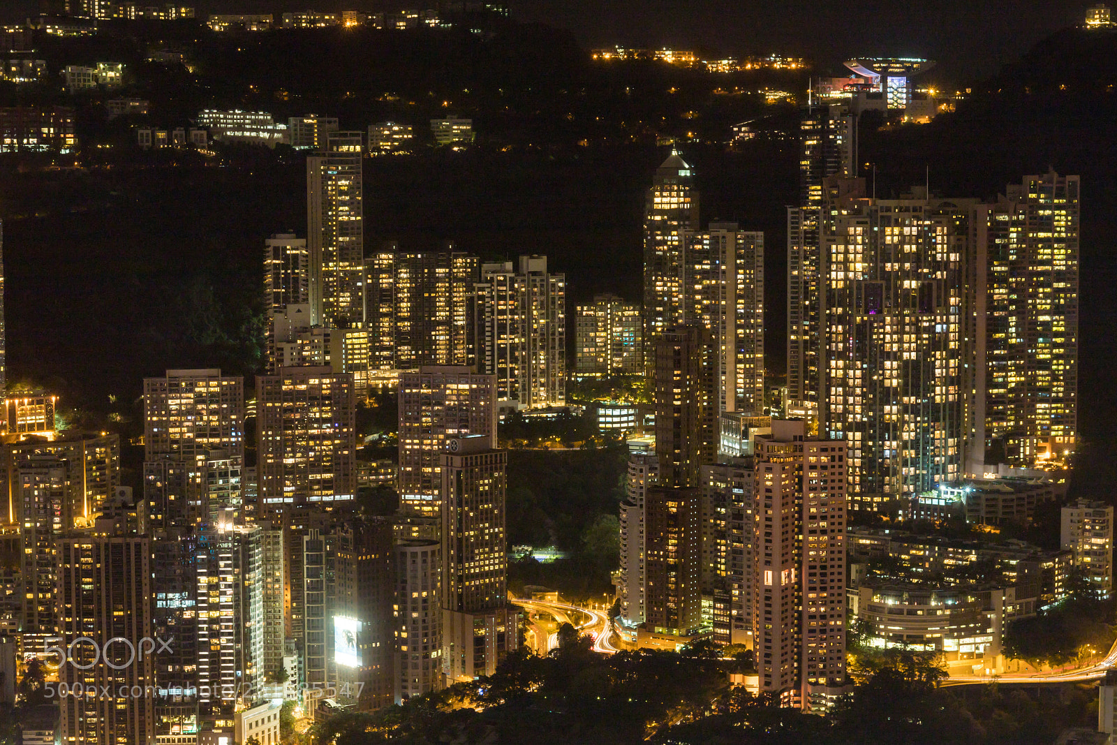 Canon EOS 6D Mark II sample photo. Metropolitans in distance photography