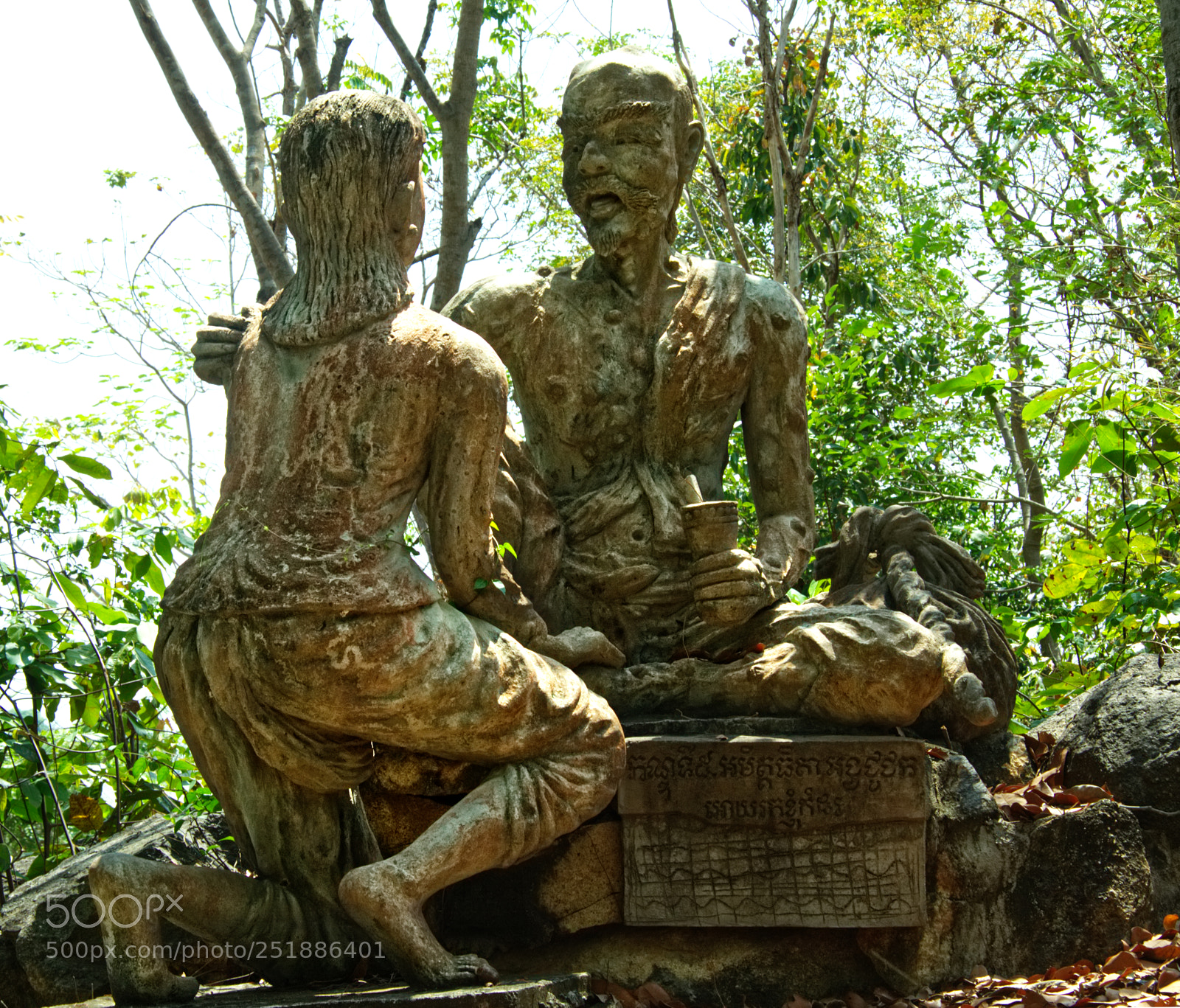 Canon EOS 50D sample photo. Outdoor statue photography