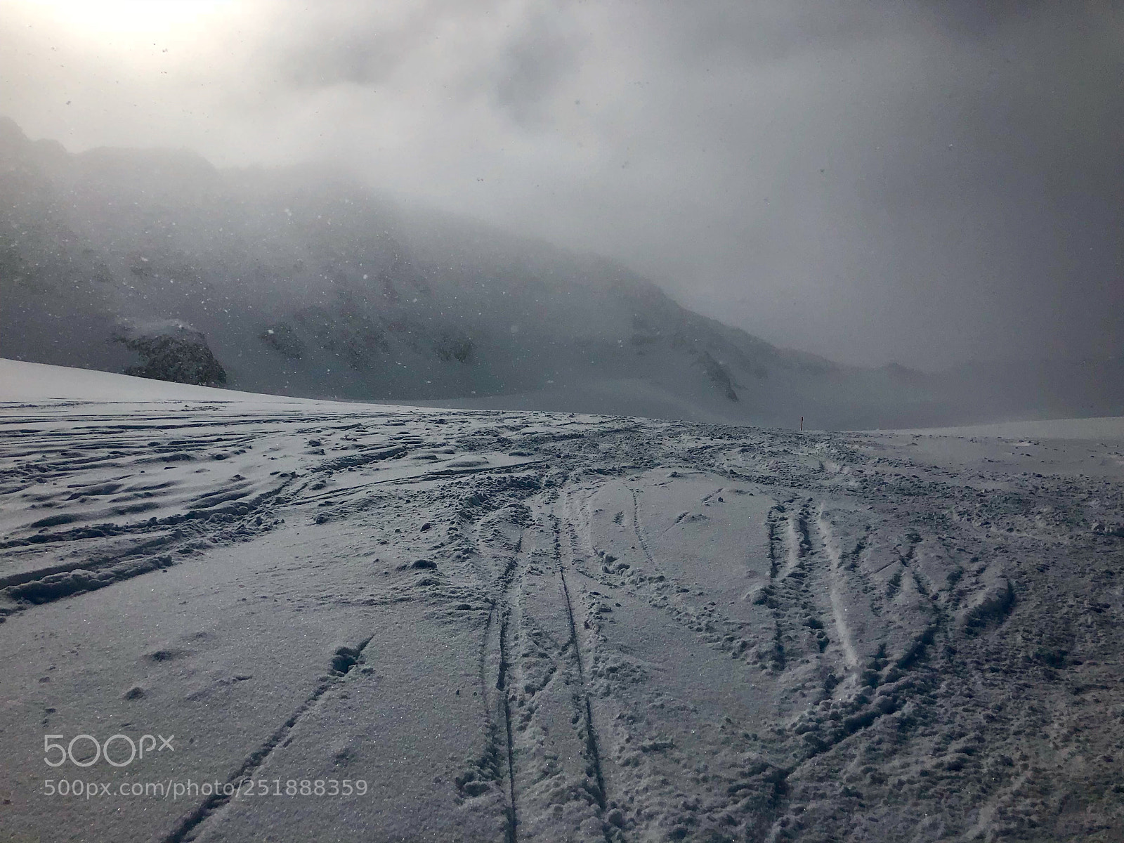 Apple iPhone 8 sample photo. Skiing in the stubai photography