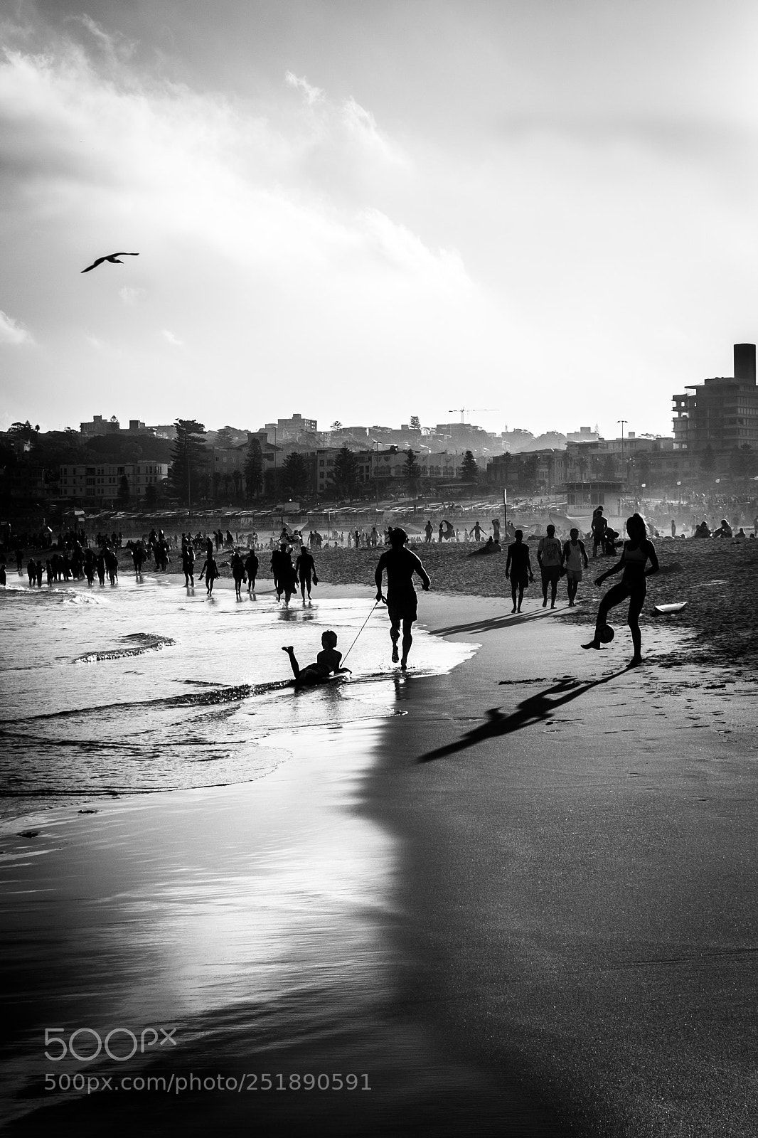 Fujifilm X100F sample photo. Bondi beach - easter photography