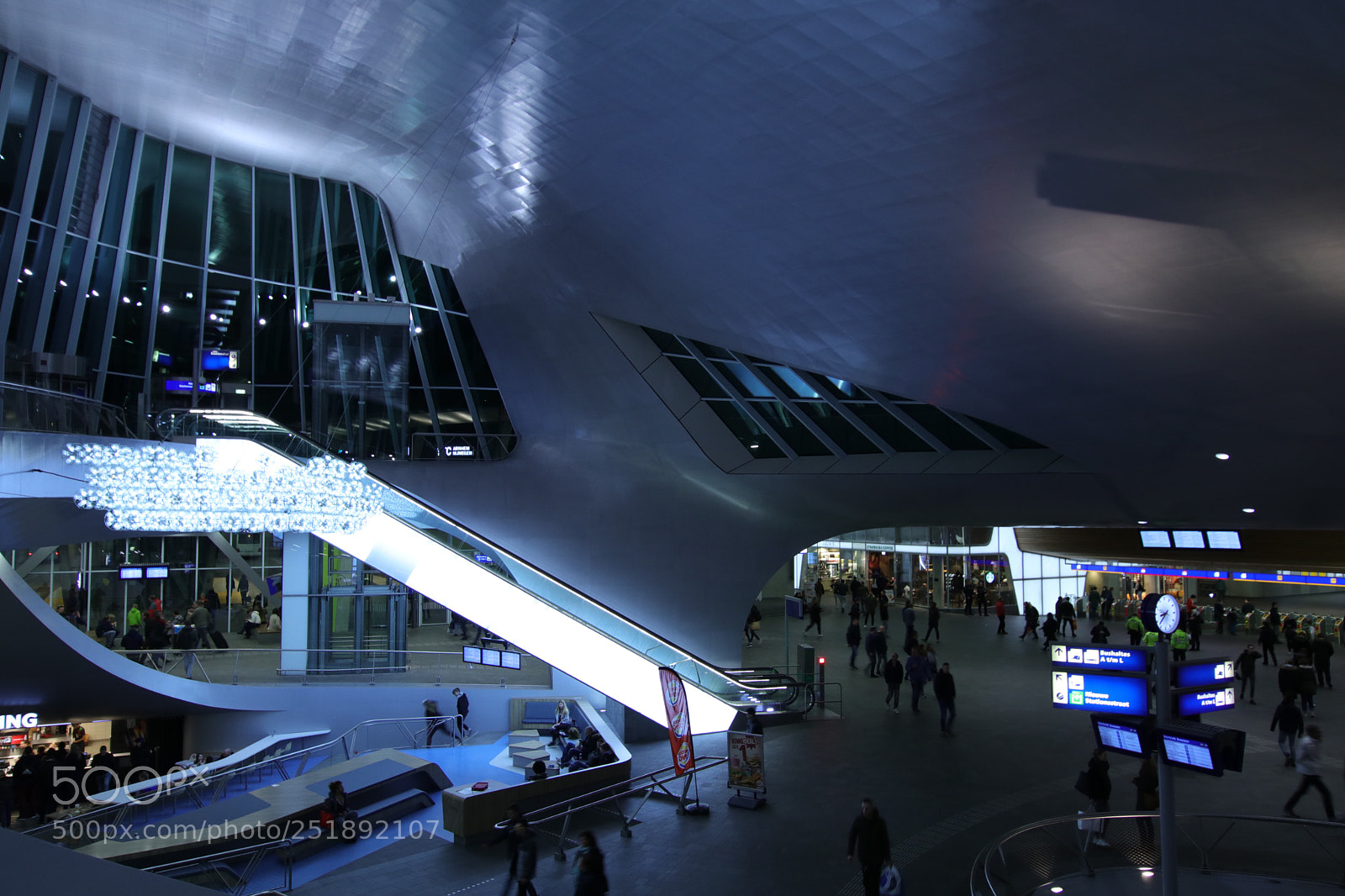 Canon EOS 80D sample photo. Station centraal
arnheim  photography