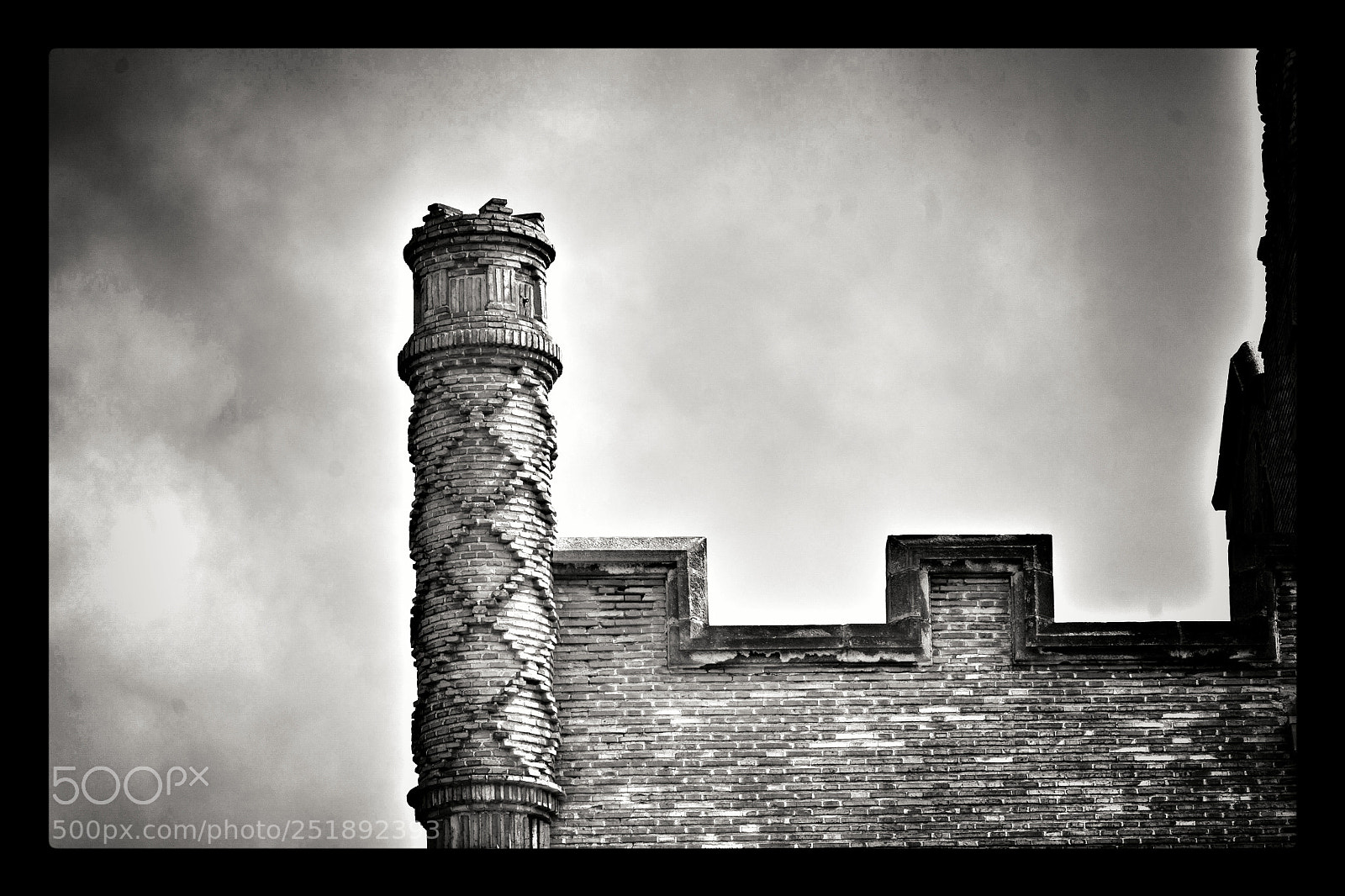 Canon EOS 5D sample photo. Piece of castle photography