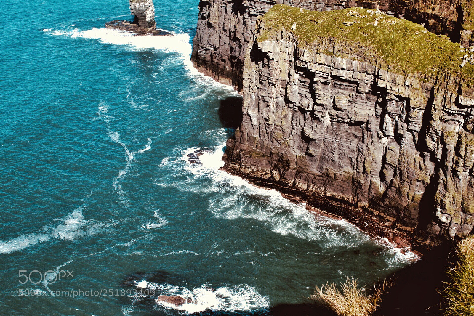 Canon EOS 1300D (EOS Rebel T6 / EOS Kiss X80) sample photo. Cliffs of moher photography
