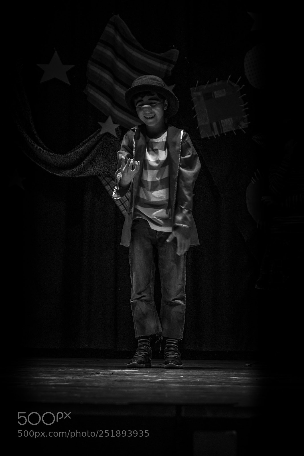 Canon EOS 700D (EOS Rebel T5i / EOS Kiss X7i) sample photo. Kid clown photography