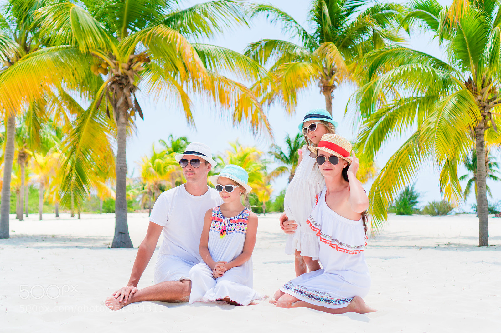 Sony a6500 sample photo. Young family on beach photography