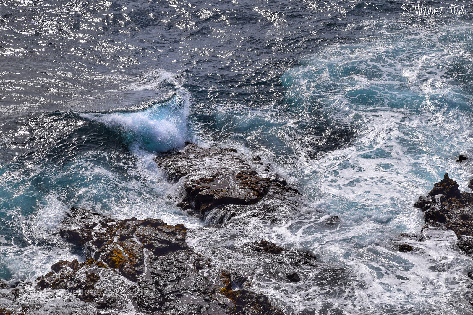 Nikon D3300 sample photo. Water wins stone  photography