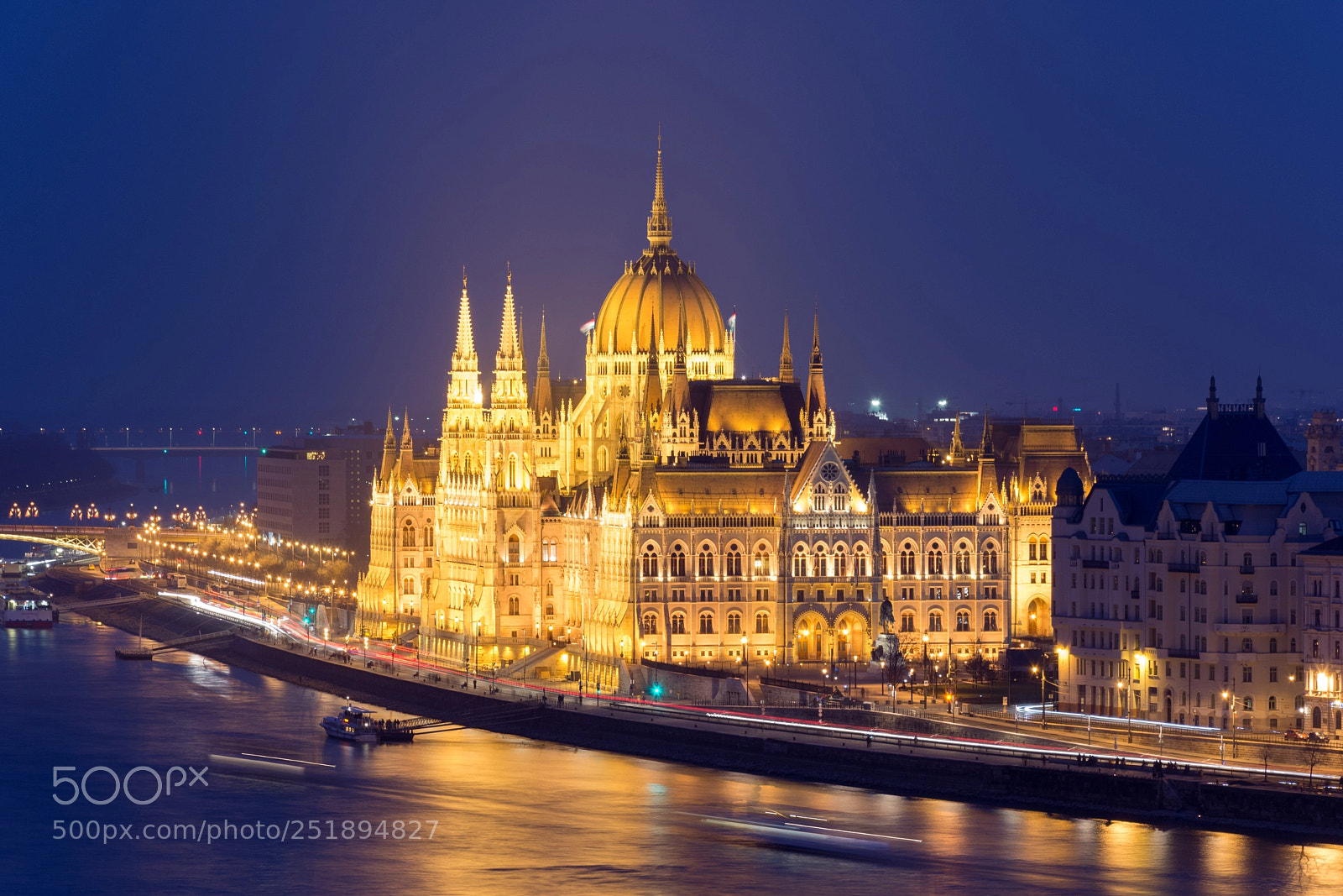 Nikon D7100 sample photo. Hungarian parliament building photography