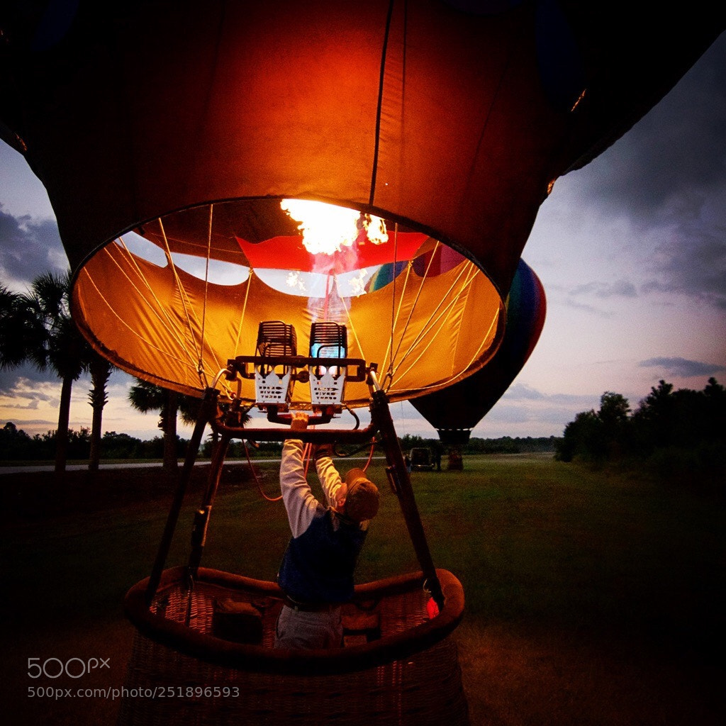 Canon EOS 7D sample photo. Early morning balloon ride photography
