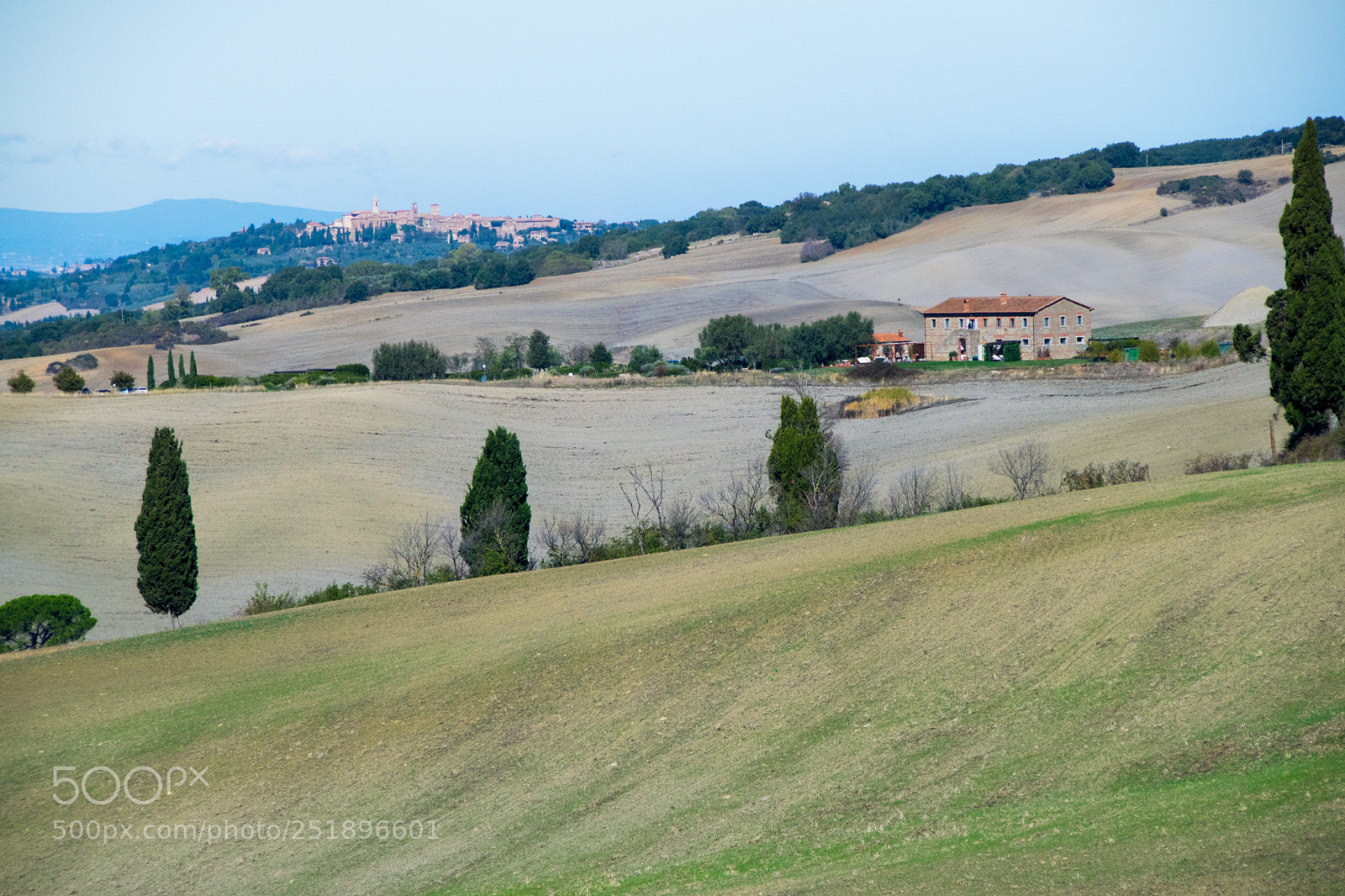 Nikon D3300 sample photo. Looking to the pienza photography