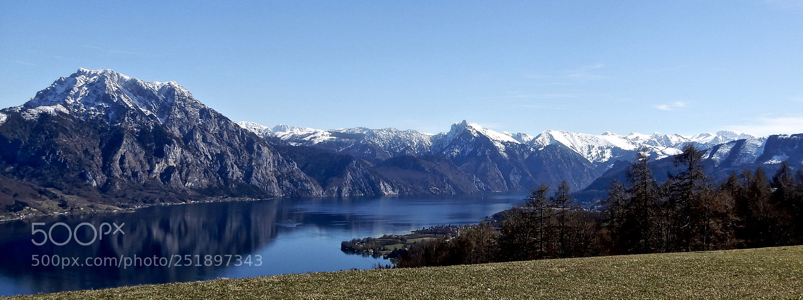 Nikon Coolpix A900 sample photo. Traunsee photography