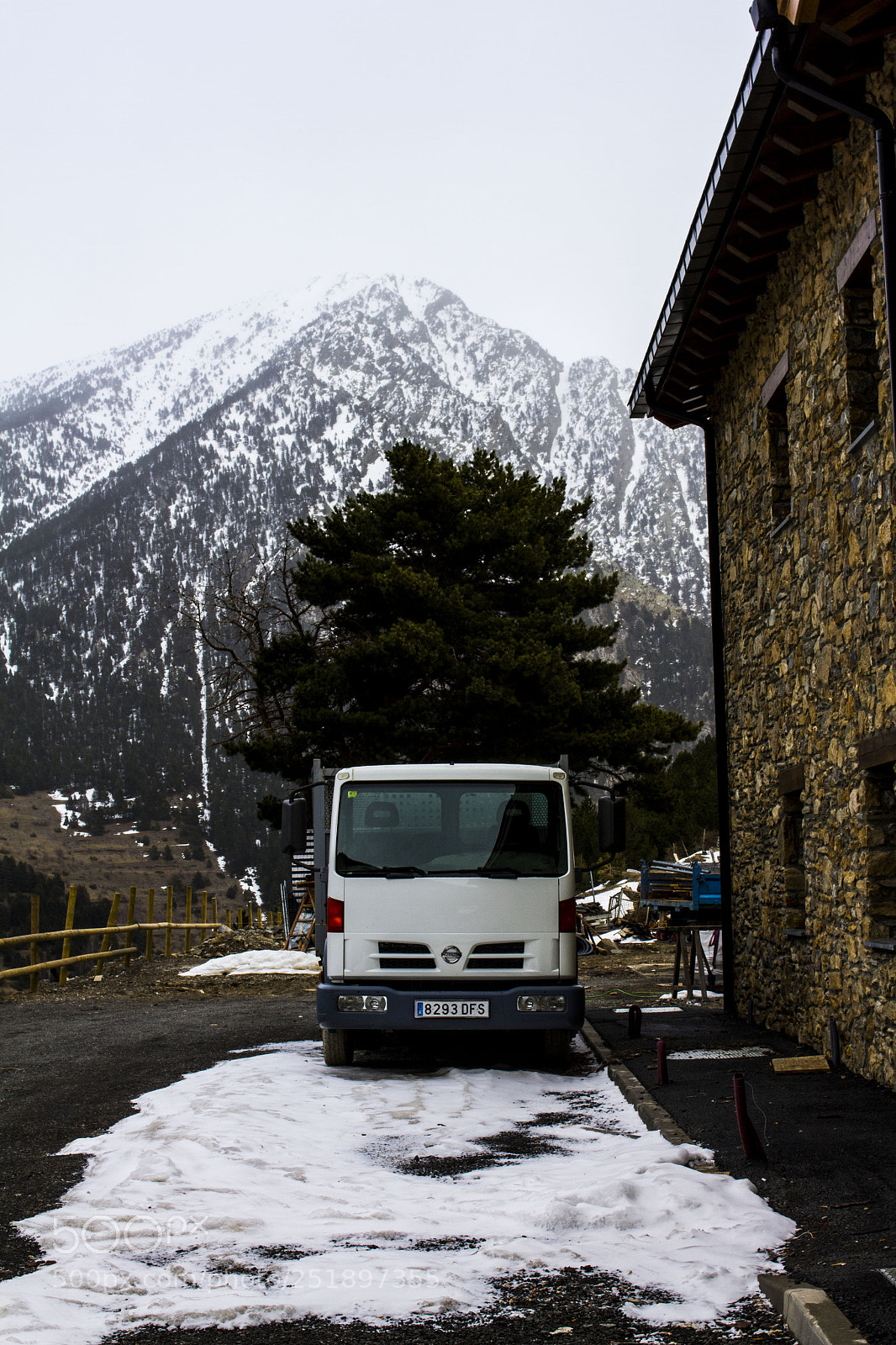 Canon EOS 7D sample photo. Snow photography