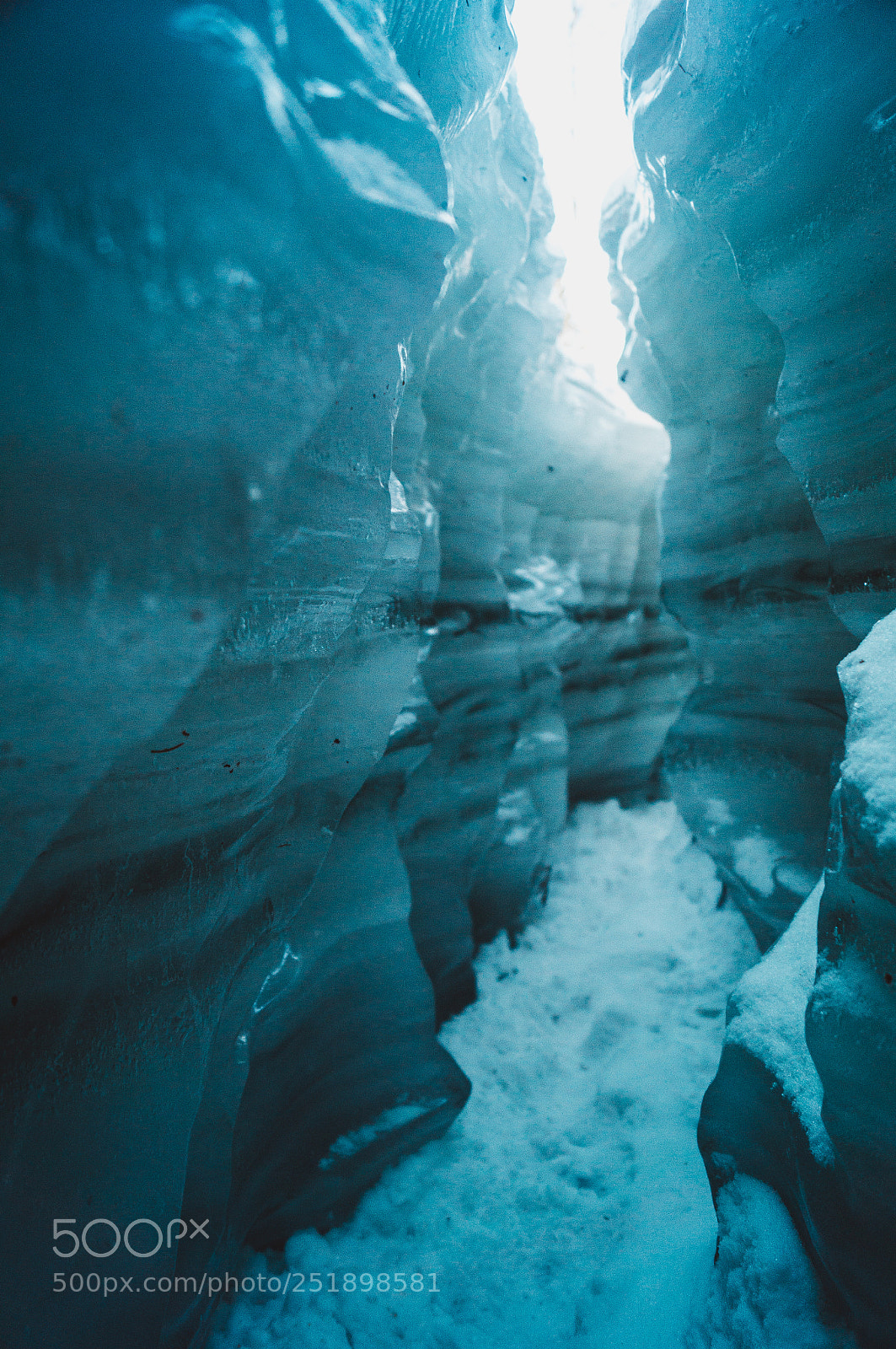 Sony SLT-A37 sample photo. Ice photography