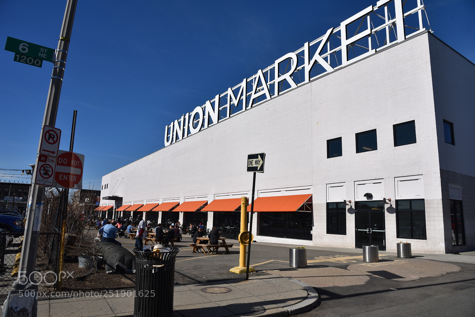 Nikon AF-S Nikkor 24-120mm F4G ED VR sample photo. Union market in washington photography