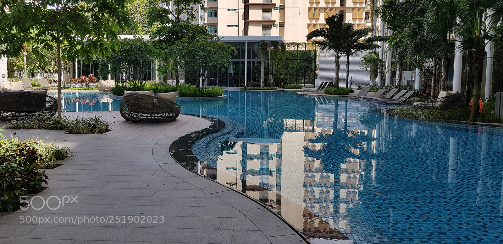 Samsung Galaxy S8+ sample photo. Pool @ tembusu photography