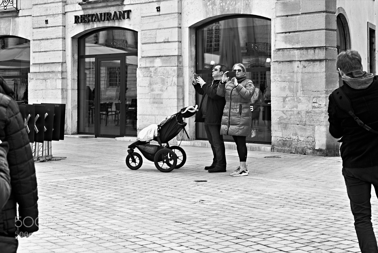 Leica M (Typ 240) sample photo. Left or right? photography