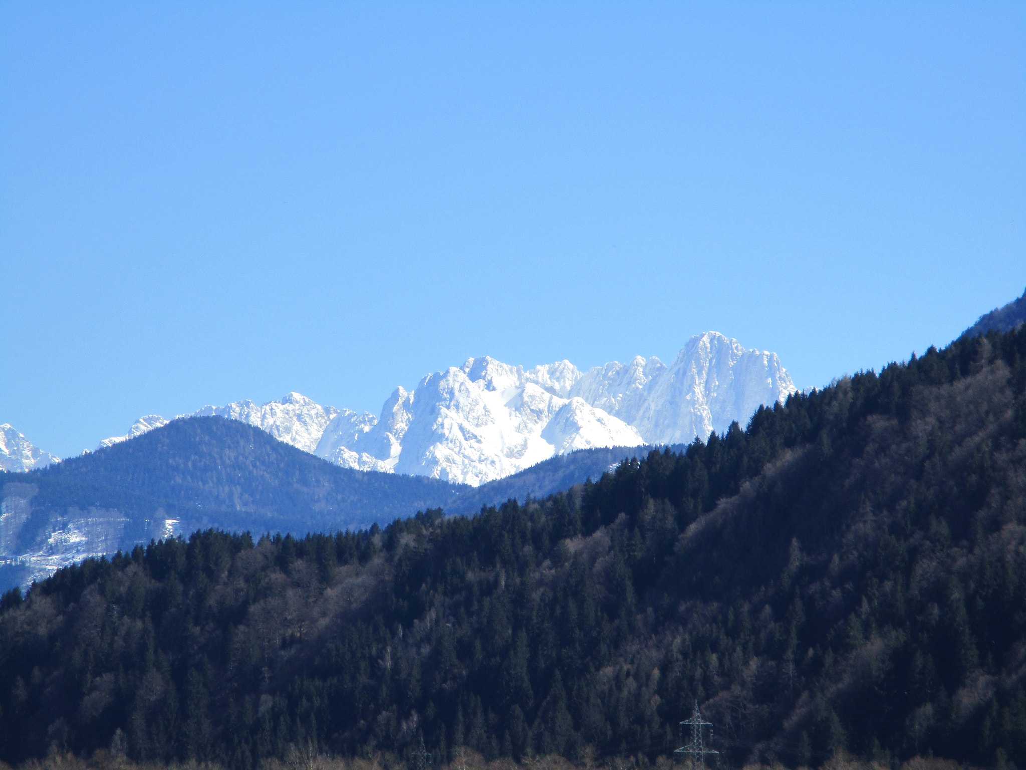 Canon IXUS 185 sample photo. Skrlatica, slovenia photography