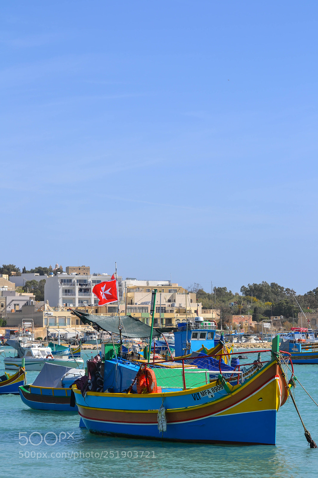 Nikon D3100 sample photo. Red flag photography