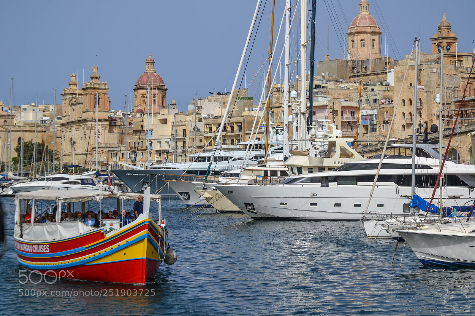 Nikon D3100 sample photo. Three cities ferry photography
