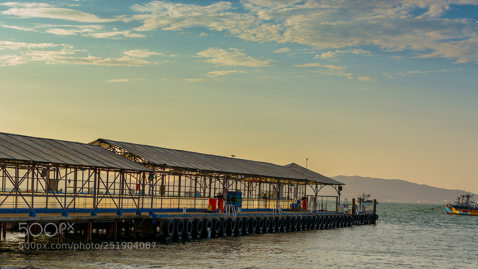 Nikon D5200 sample photo. Paracas port photography