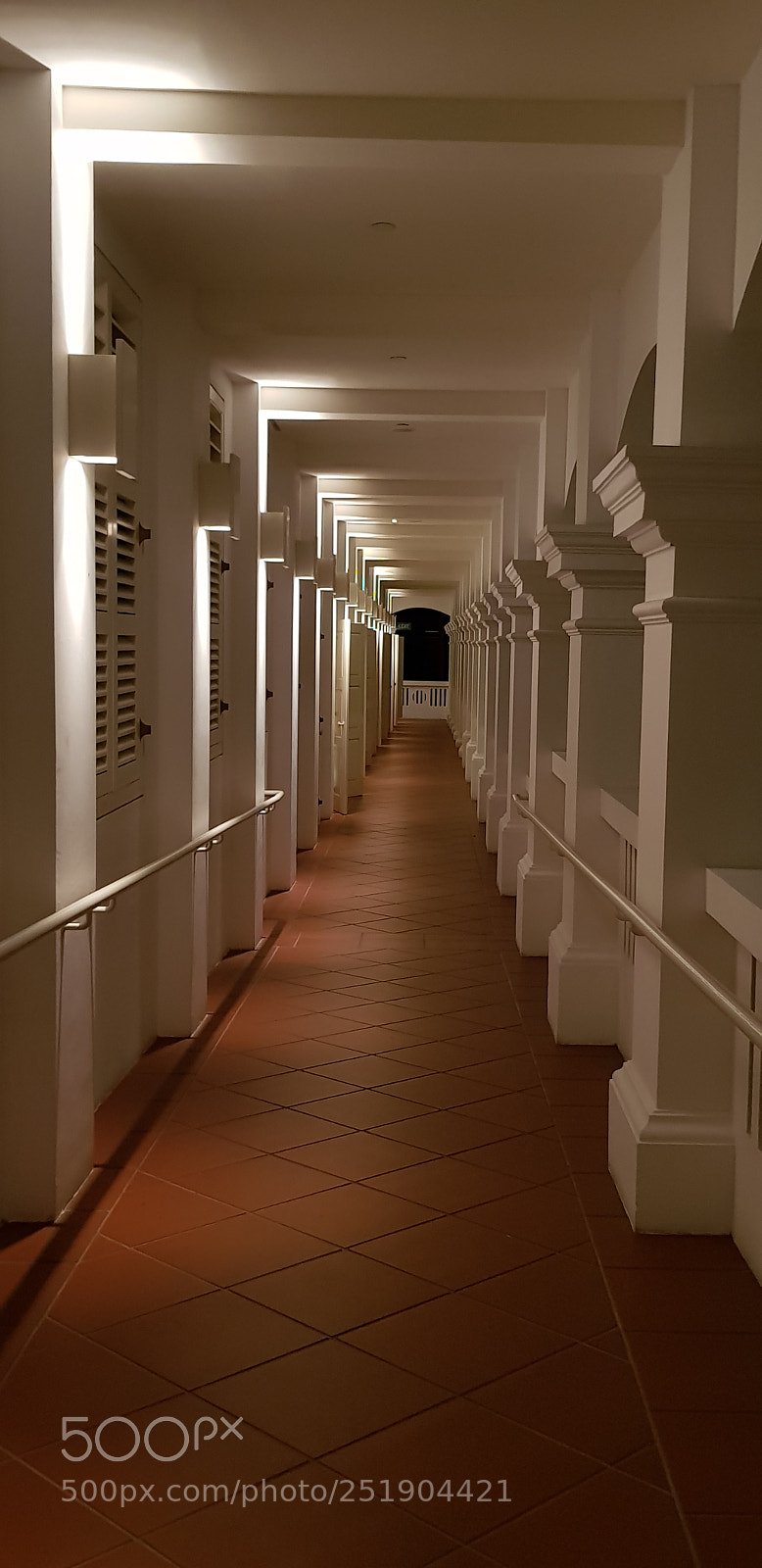 Samsung Galaxy S8+ sample photo. Lone walkway @ the capella photography