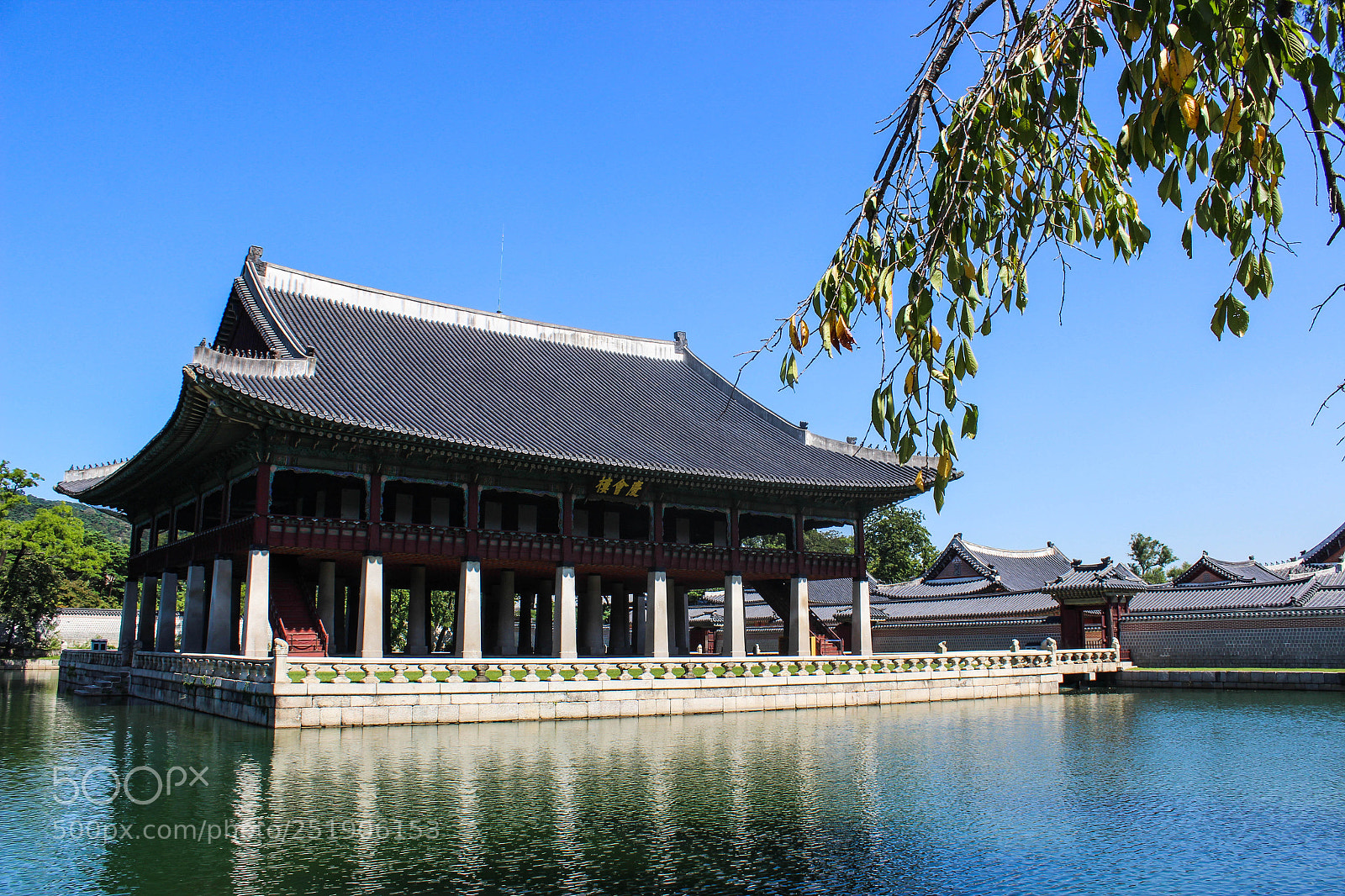 Canon EOS 600D (Rebel EOS T3i / EOS Kiss X5) sample photo. Gyeongbokgung palace photography
