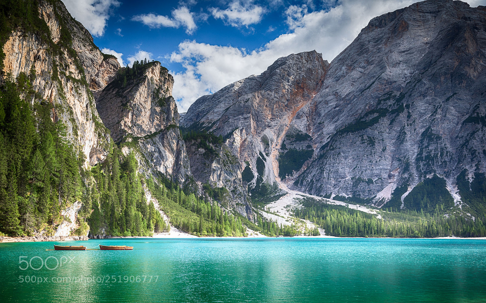 Canon EOS 5D Mark IV sample photo. Lago di braies photography
