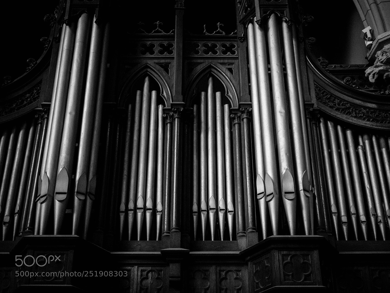 Olympus PEN E-PL5 sample photo. Organ pipes photography