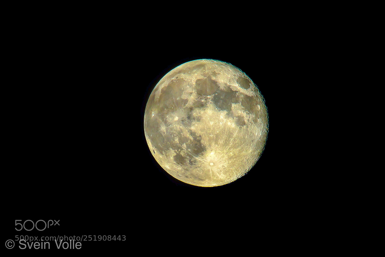Canon EOS M3 sample photo. The ever changing moon photography