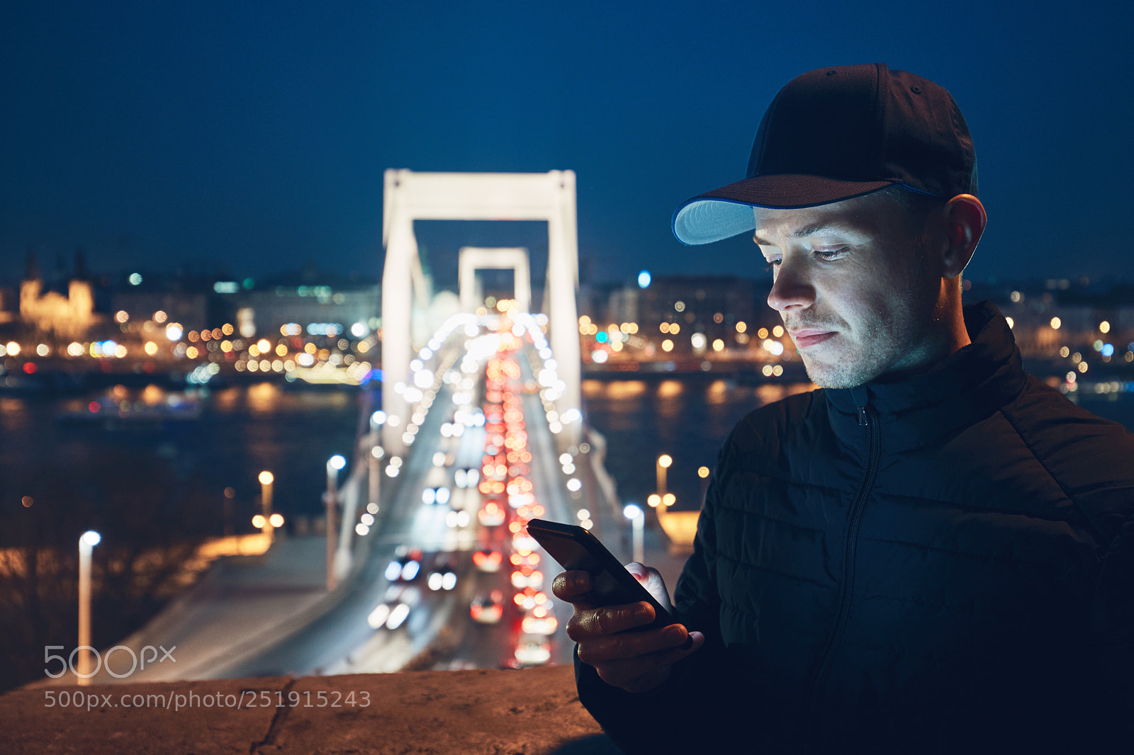 Canon EOS 5D Mark IV sample photo. Young man reading text photography