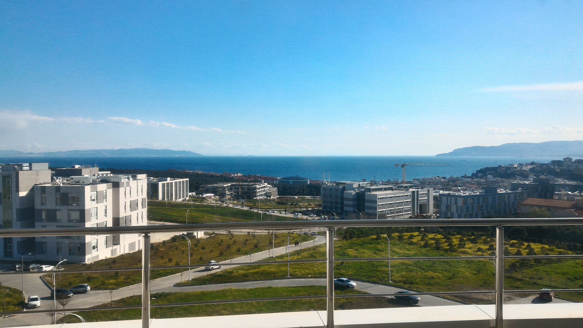 ASUS ZenFone 2 (ZE551ML) sample photo