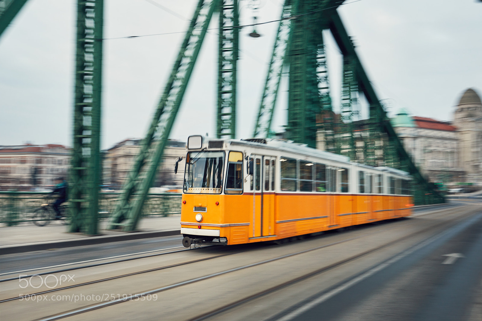 Canon EOS 5D Mark IV sample photo. Tram in motion photography