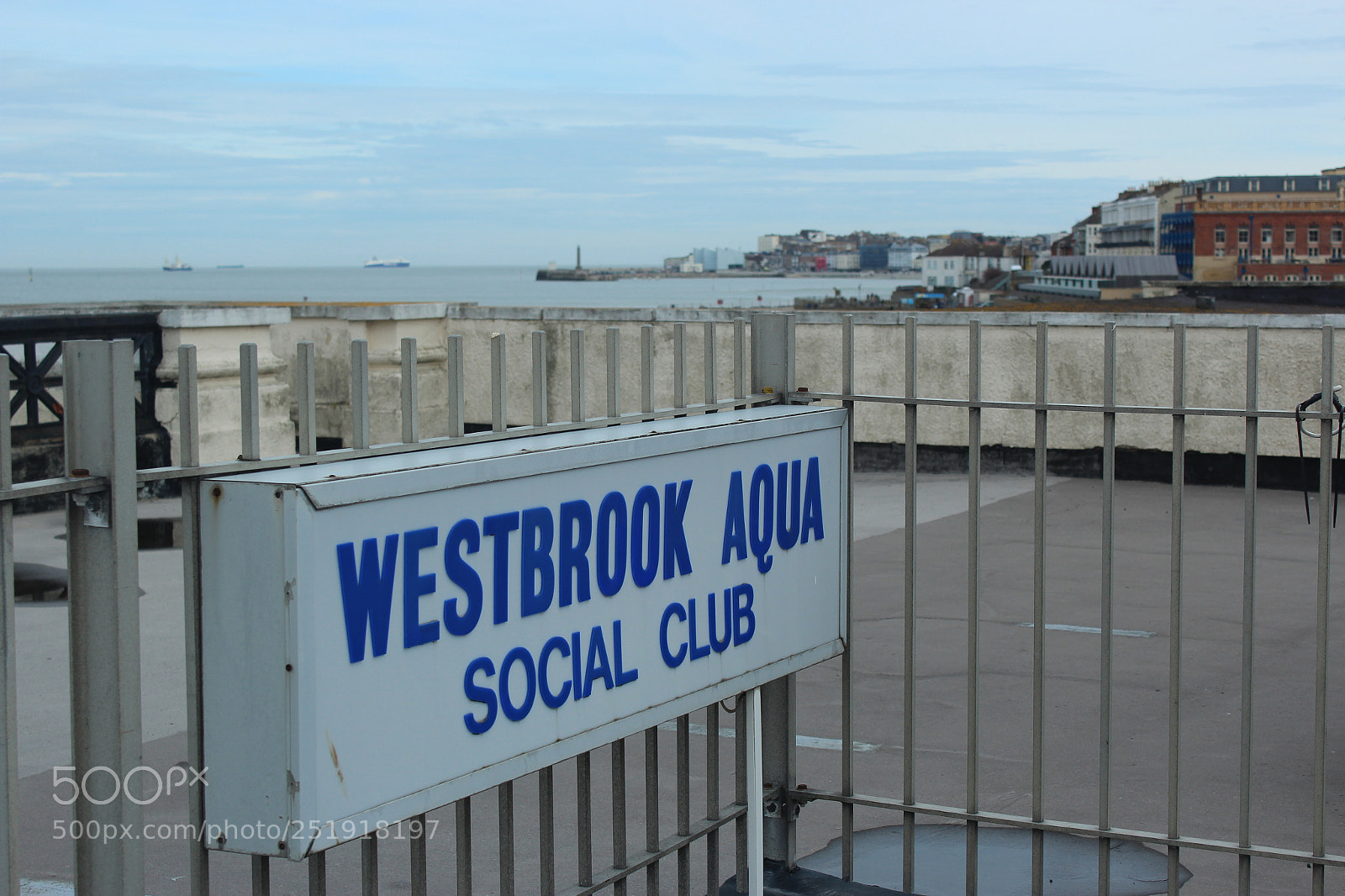 Canon EOS 600D (Rebel EOS T3i / EOS Kiss X5) sample photo. Img photography
