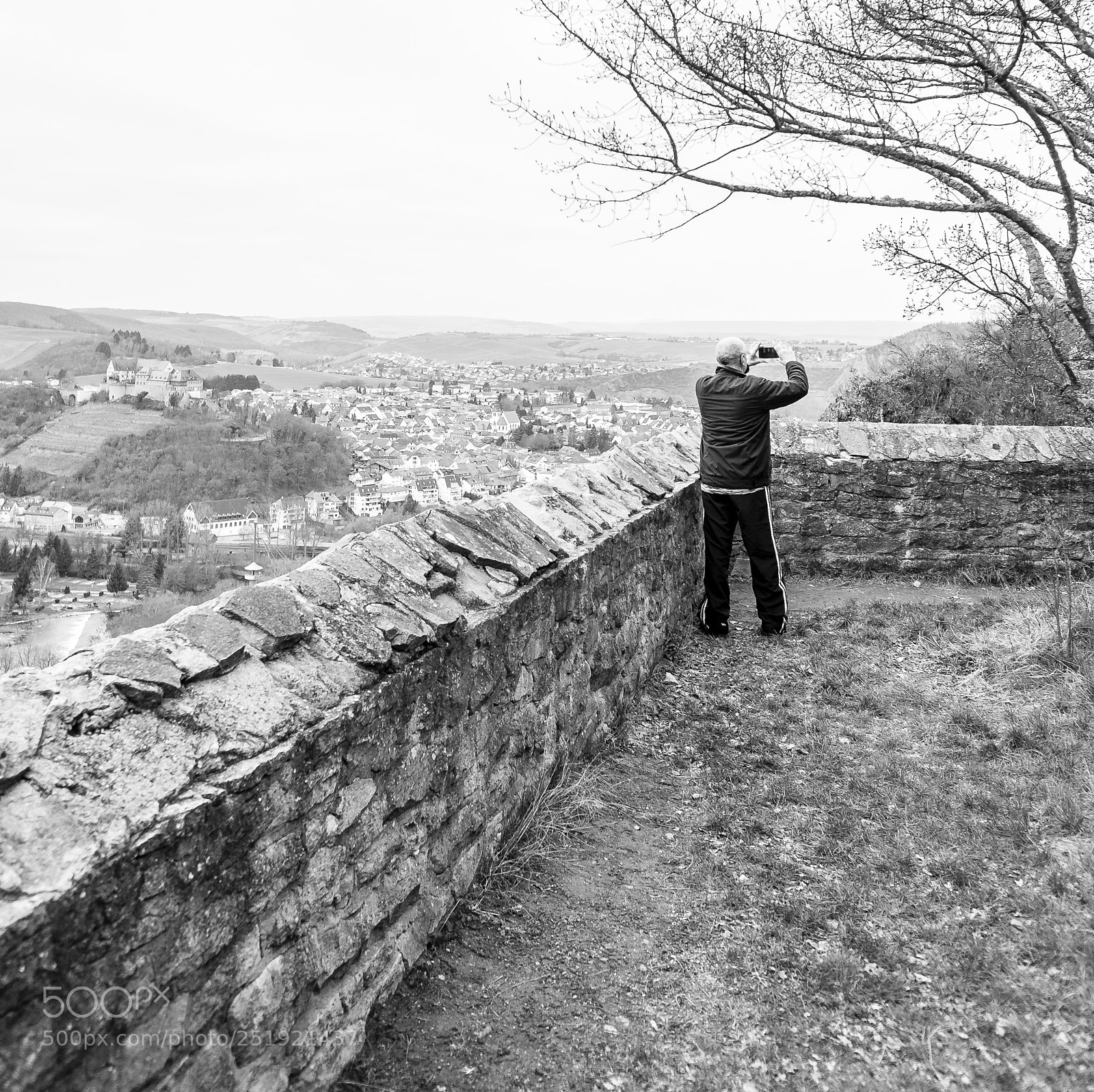 Fujifilm X-T1 sample photo. Photographing into the valley photography
