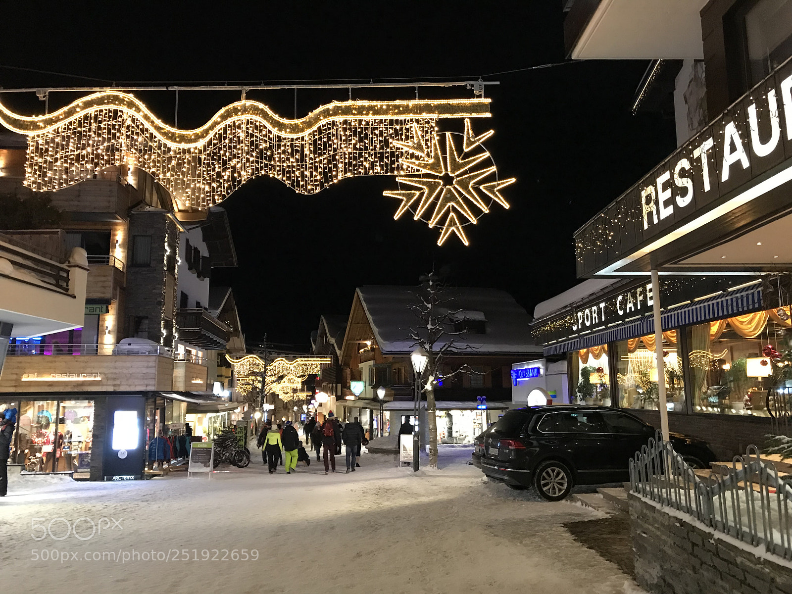 Apple iPhone 7 sample photo. Christmas, st. anton photography