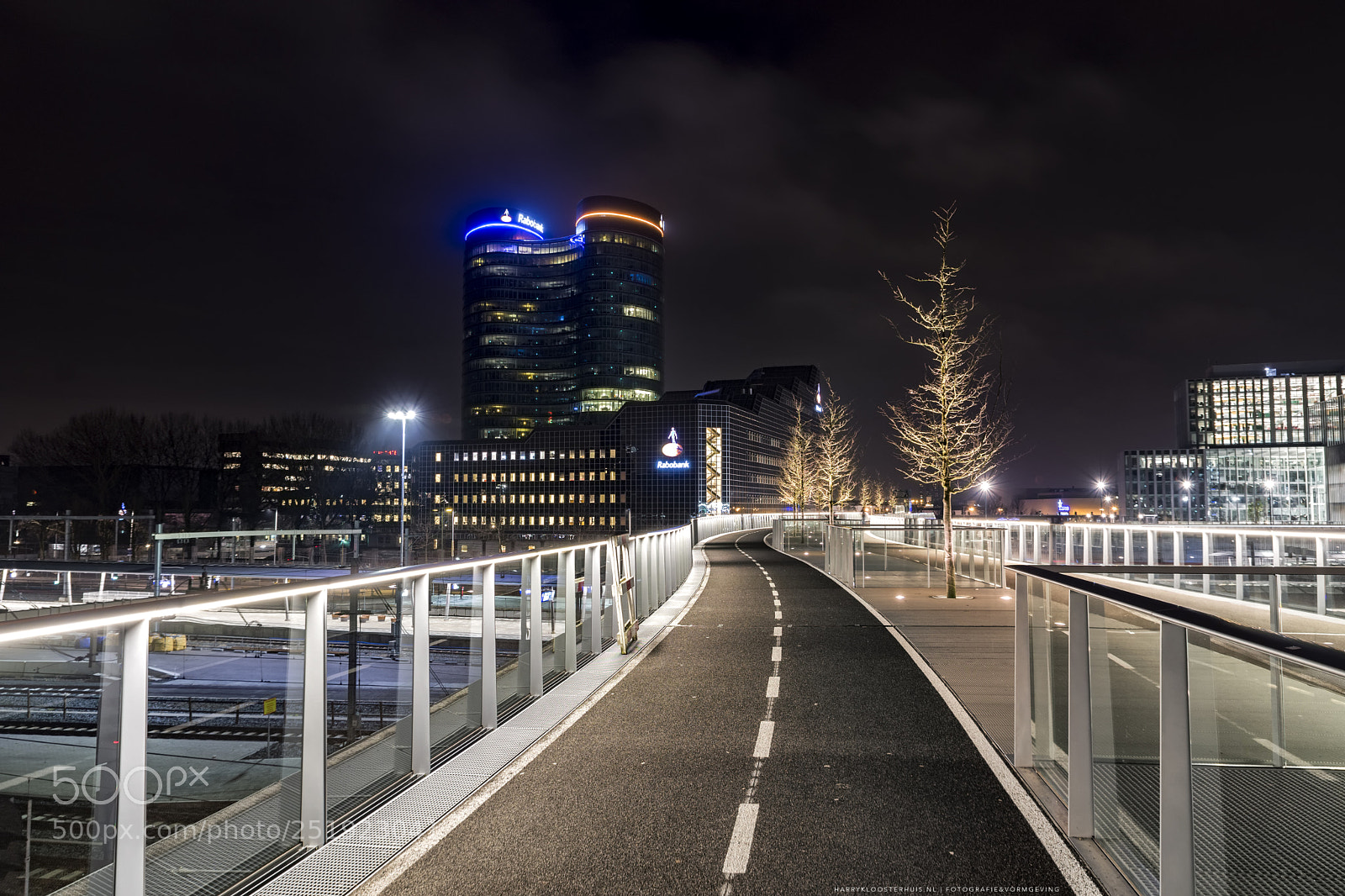 Nikon D7200 sample photo. Cyclingpath to the rabobank photography