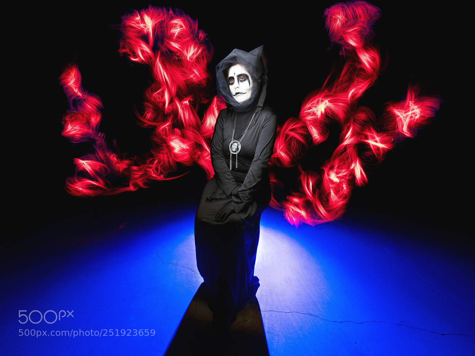 Olympus OM-D E-M5 II sample photo. Lady death photography