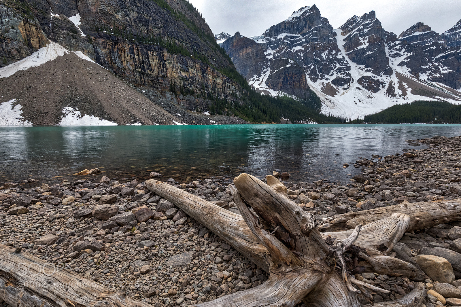 Canon EOS 5D Mark IV sample photo. Moraine lake photography