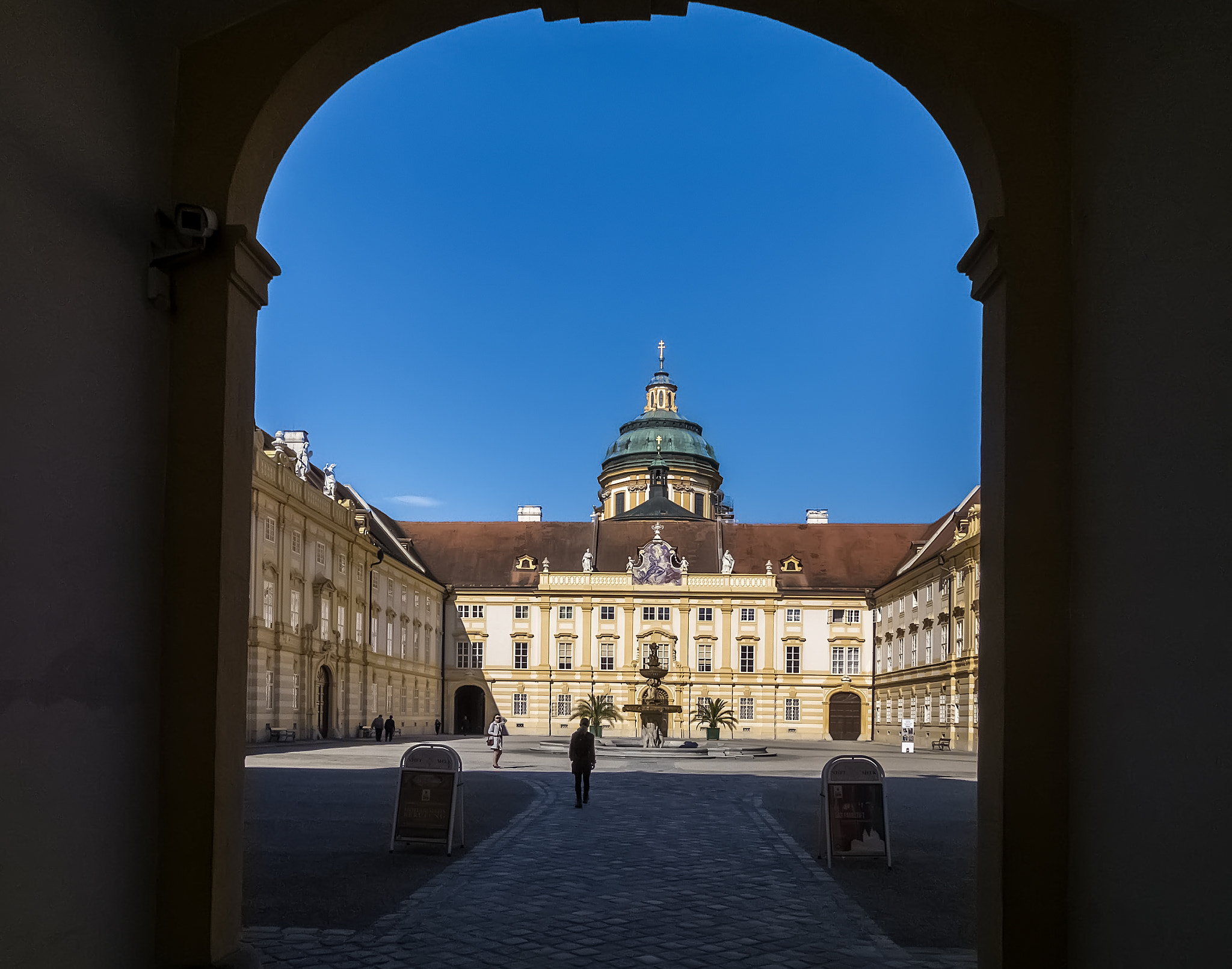 Fujifilm XQ1 sample photo. Abbey. melk. austria. photography