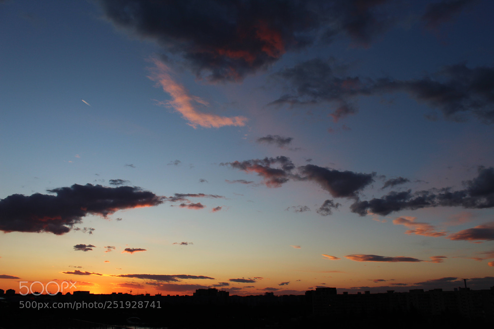 Canon EOS 1300D (EOS Rebel T6 / EOS Kiss X80) sample photo. Sunset blues photography