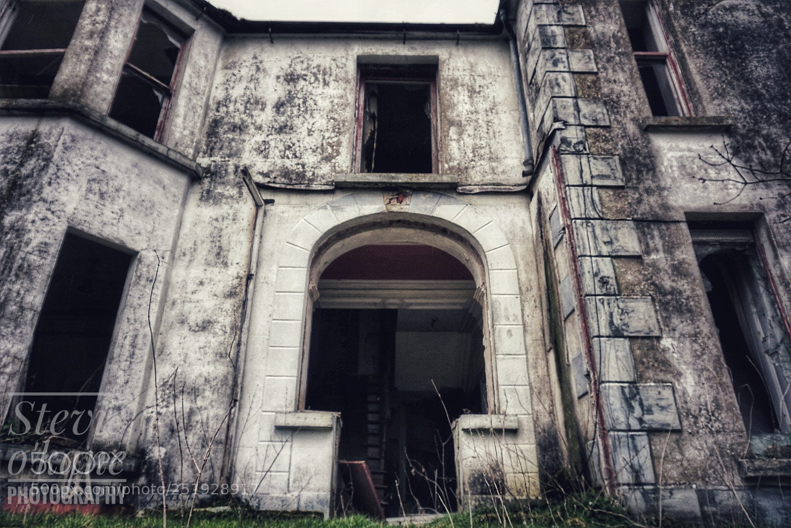 Sony a6000 sample photo. Do not enter. photography