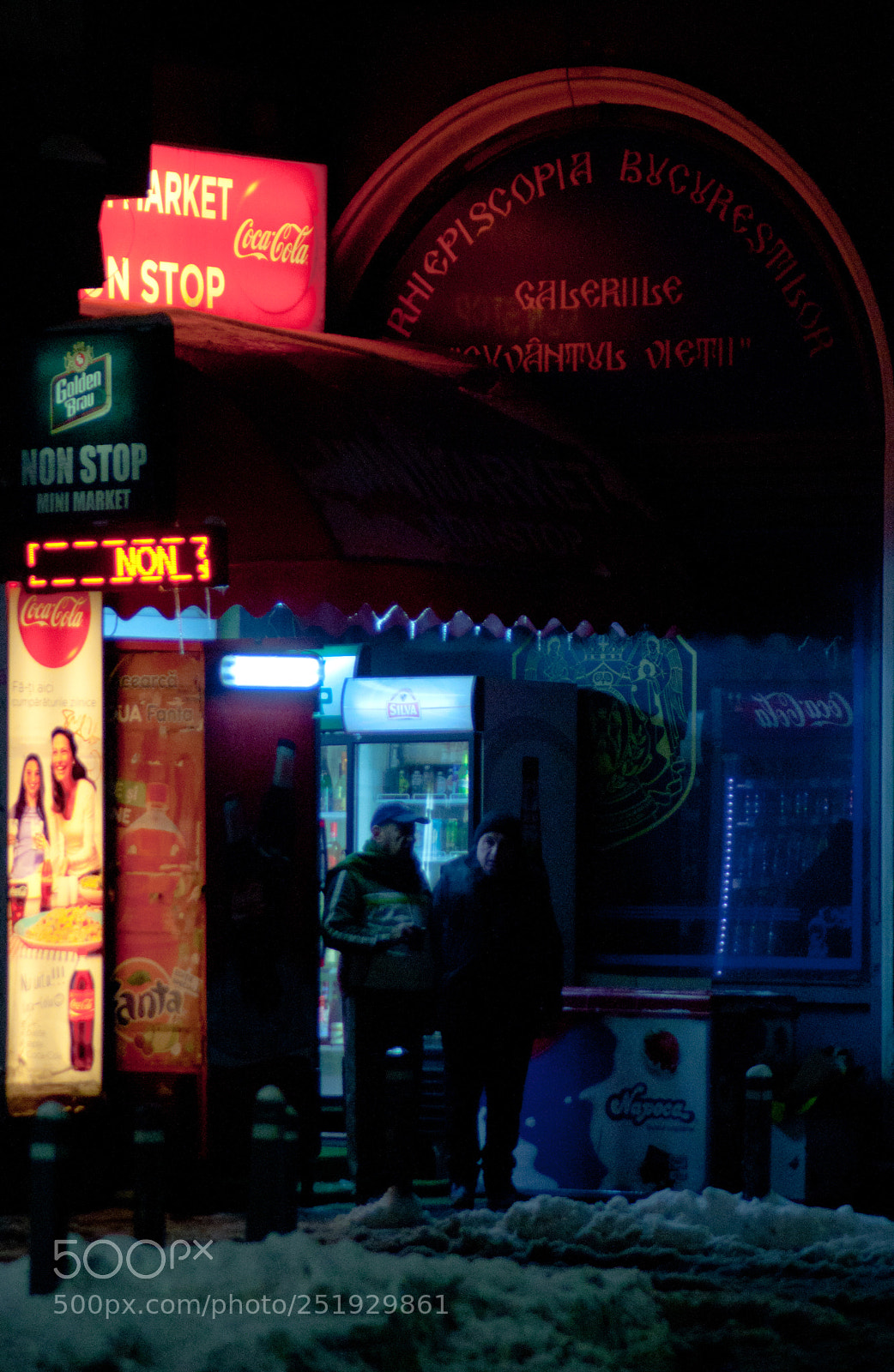 Nikon D5000 sample photo. R/ photography